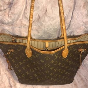 Louis Vuitton Neverfull MM